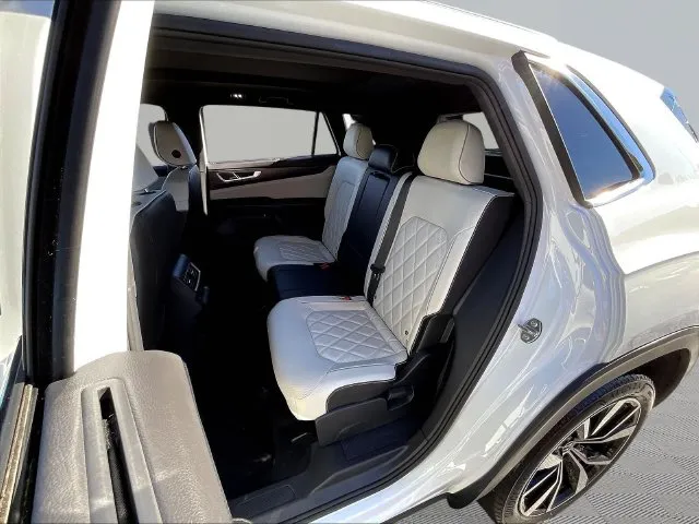Volkswagen Atlas Cross Sport photo 24