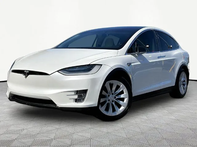 Tesla Model X photo 3