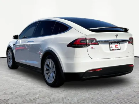 More photos of 2019 Tesla Model X 100D at Gravity Autos Marietta, GA