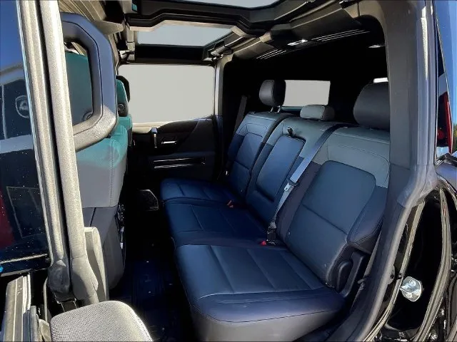 GMC Hummer EV SUV photo 24