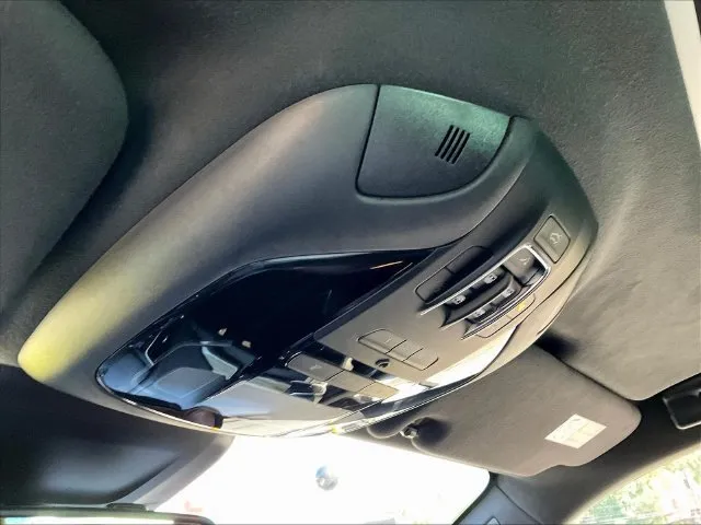 Maserati Levante photo 17
