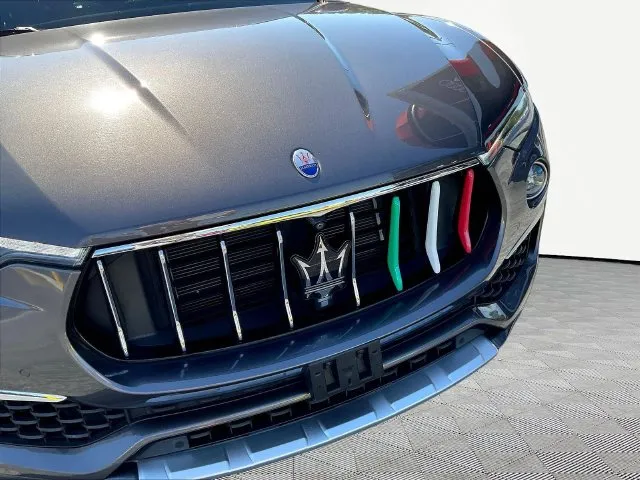 Maserati Levante photo 35