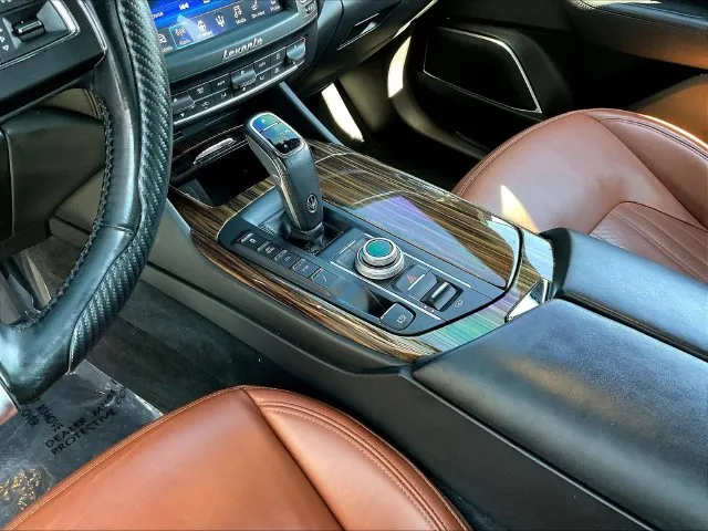 Maserati Levante photo 20