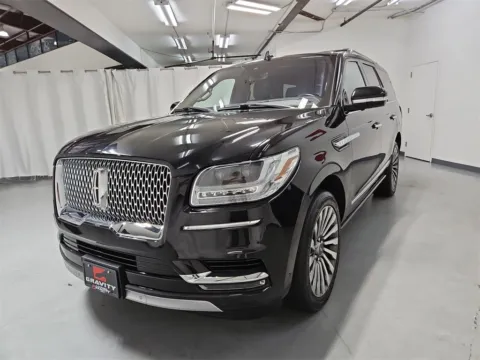 More photos of 2019 Lincoln Navigator Reserve at Gravity Autos Marietta, GA
