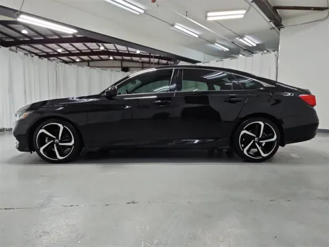 More photos of 2019 Honda Accord Sport at Gravity Autos Marietta, GA