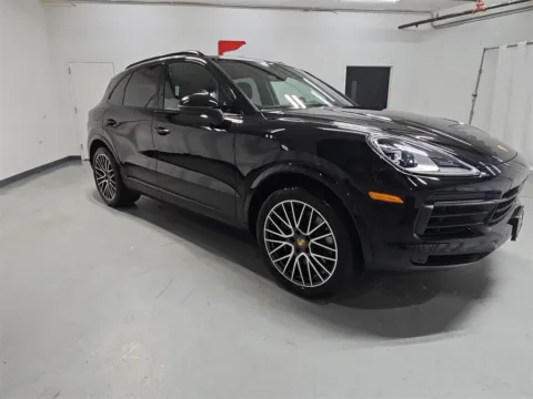 Photos of 2022 Porsche Cayenne for sale in Marietta, GA at Gravity Autos Marietta