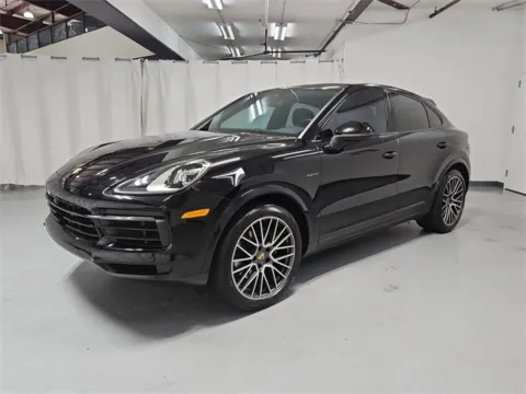 More photos of 2022 Porsche Cayenne E-Hybrid Coupe at Gravity Autos Marietta, GA