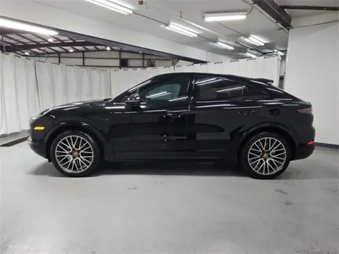 More photos of 2022 Porsche Cayenne E-Hybrid Coupe at Gravity Autos Marietta, GA