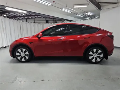 More photos of 2023 Tesla Model Y Long Range at Gravity Autos Marietta, GA