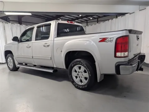 More photos of 2011 GMC Sierra 1500 SLT at Gravity Autos Marietta, GA