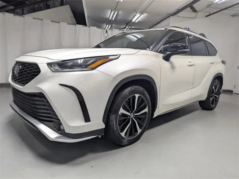 More photos of 2021 Toyota Highlander XSE at Gravity Autos Marietta, GA
