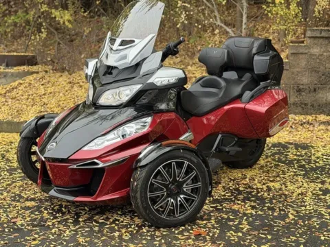 More photos of 2015 Can-Am Spyder at Gravity Autos Duluth, GA