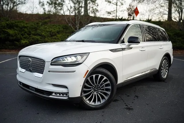 2021 Lincoln Aviator Reserve's photo