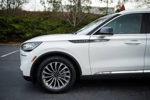 More photos of 2021 Lincoln Aviator Reserve at Gravity Autos Duluth, GA