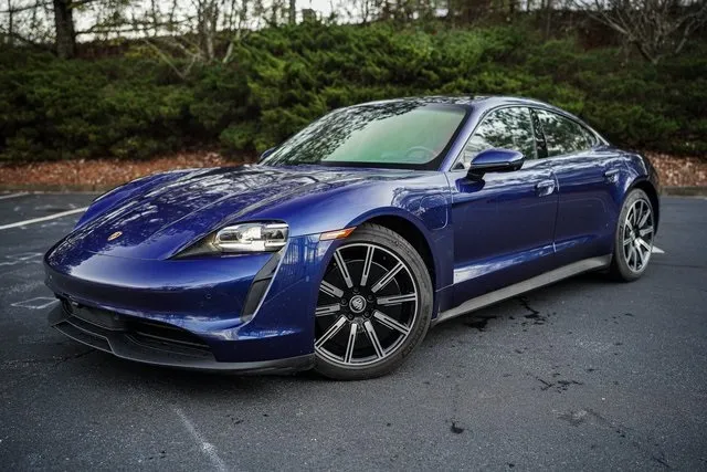 2022 Porsche Taycan Base