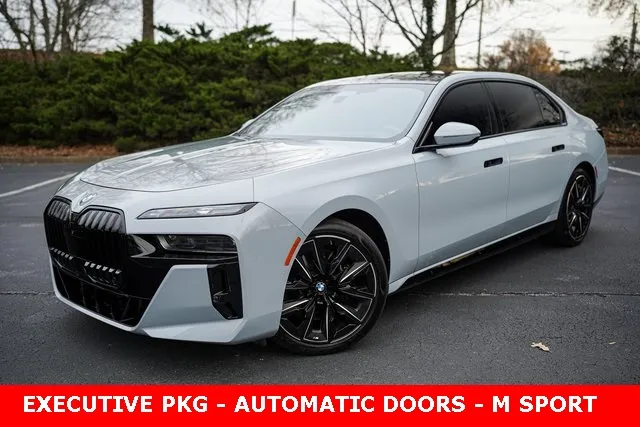 2023 BMW 7 Series 760i's photo