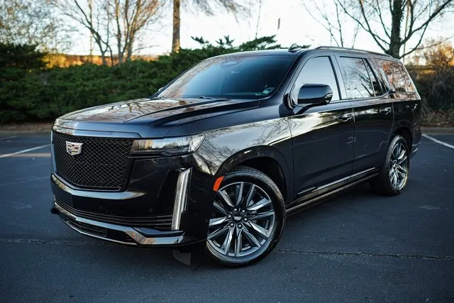 2023 Cadillac Escalade Sport's photo