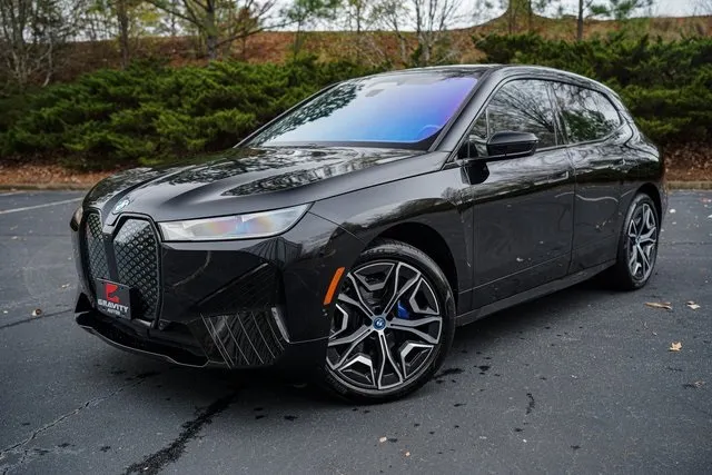 2024 BMW iX Base's photo