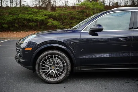 More photos of 2022 Porsche Cayenne at Gravity Autos Duluth, GA