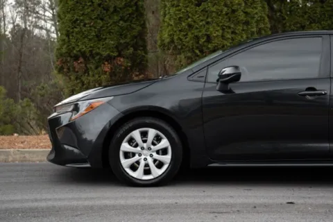 More photos of 2022 Toyota Corolla LE at Gravity Autos Duluth, GA