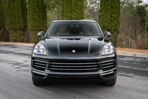 More photos of 2021 Porsche Cayenne at Gravity Autos Duluth, GA