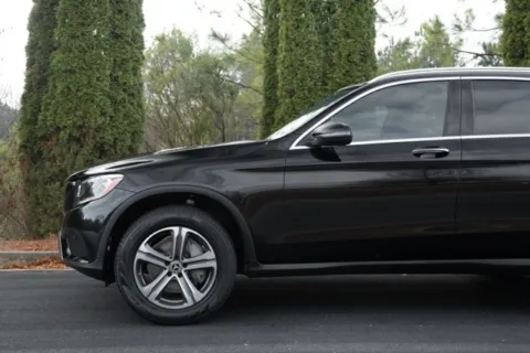More photos of 2019 Mercedes-Benz GLC 300 at Gravity Autos Duluth, GA