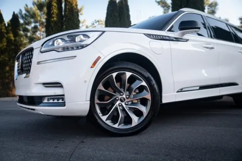Another view of 2022 Lincoln Aviator Plug-In Hybrid Grand Touring for sale in Duluth, GA at Gravity Autos Duluth