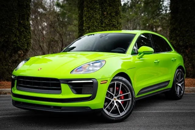 2022 Porsche Macan