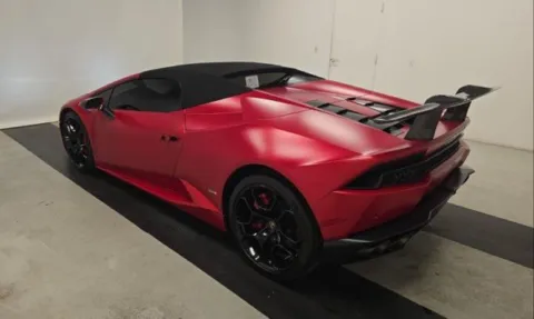 More photos of 2017 Lamborghini Huracan LP610-4S at Gravity Autos Duluth, GA