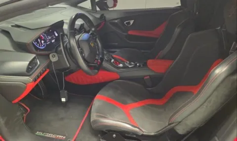 More photos of 2017 Lamborghini Huracan LP610-4S at Gravity Autos Duluth, GA