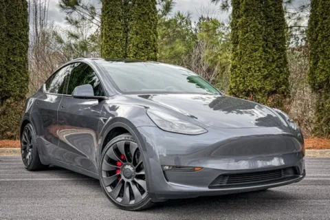 More photos of 2023 Tesla Model Y Performance at Gravity Autos Duluth, GA