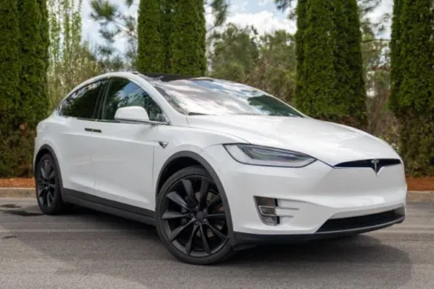 More photos of 2020 Tesla Model X Long Range at Gravity Autos Duluth, GA