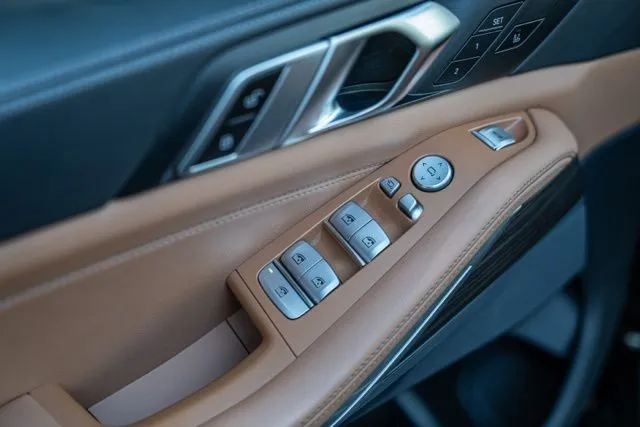 BMW X7 photo 50