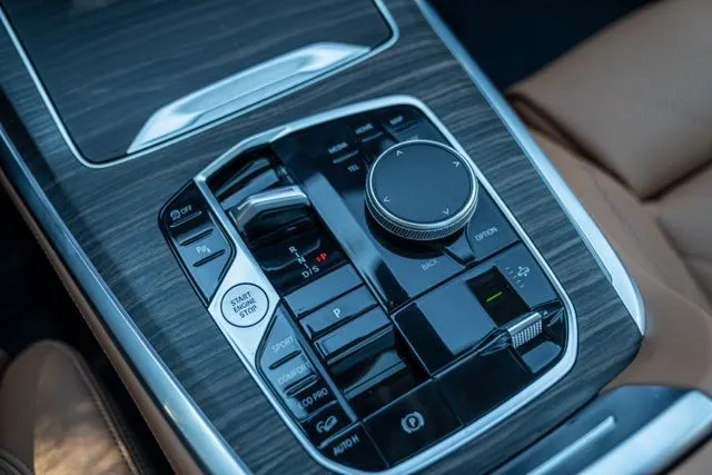 BMW X7 photo 38