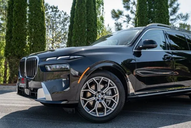 BMW X7 photo 3