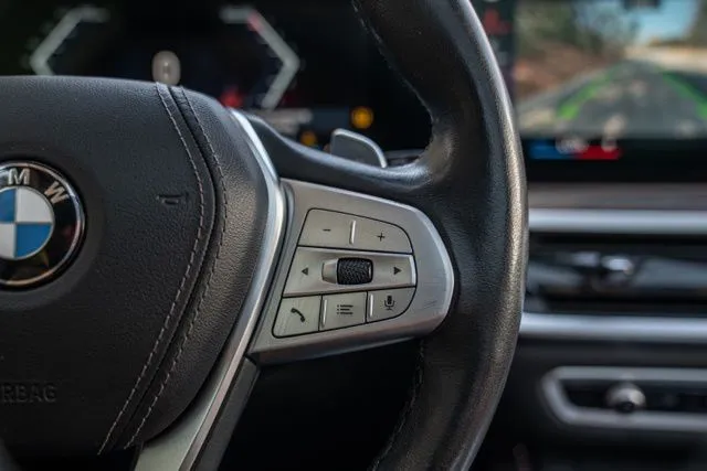 BMW X7 photo 32