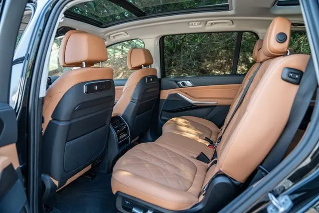 BMW X7 photo 42