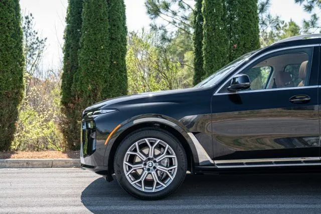 BMW X7 photo 10