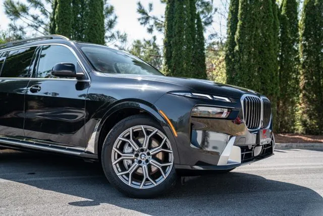 BMW X7 photo 7