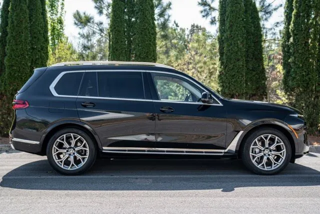 BMW X7 photo 12