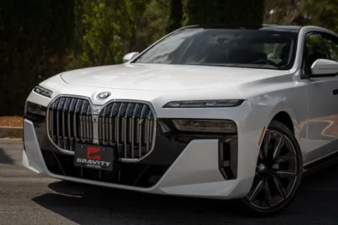 Photos of 2023 BMW i7 xDrive60 for sale in Duluth, GA at Gravity Autos Duluth