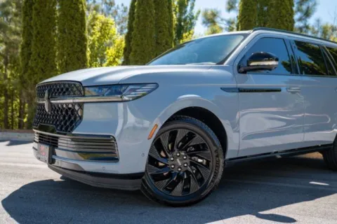 Another view of 2025 Lincoln Navigator Reserve for sale in Duluth, GA at Gravity Autos Duluth