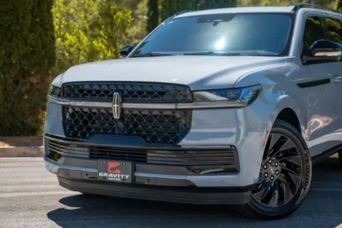 Photos of 2025 Lincoln Navigator Reserve for sale in Duluth, GA at Gravity Autos Duluth