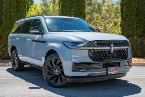 More photos of 2025 Lincoln Navigator Reserve at Gravity Autos Duluth, GA