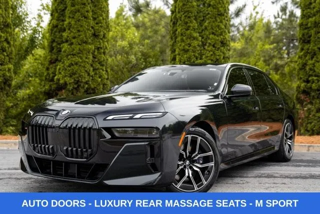 2023 BMW 7 Series 740i's photo
