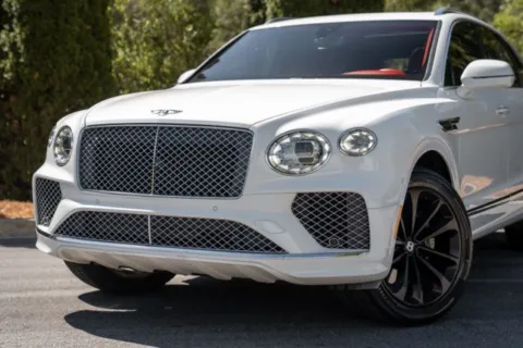 Photos of 2022 Bentley Bentayga V8 for sale in Duluth, GA at Gravity Autos Duluth