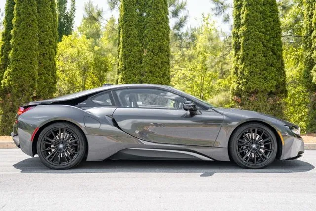 BMW i8 photo 13