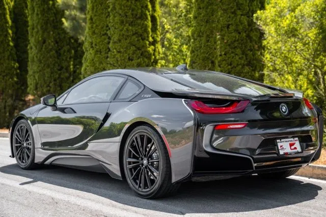 BMW i8 photo 18