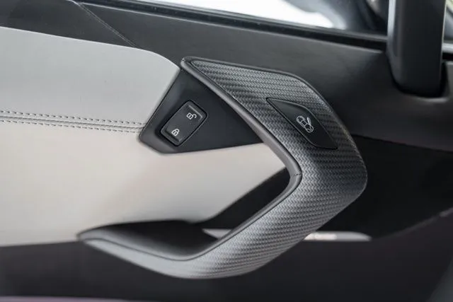 BMW i8 photo 56