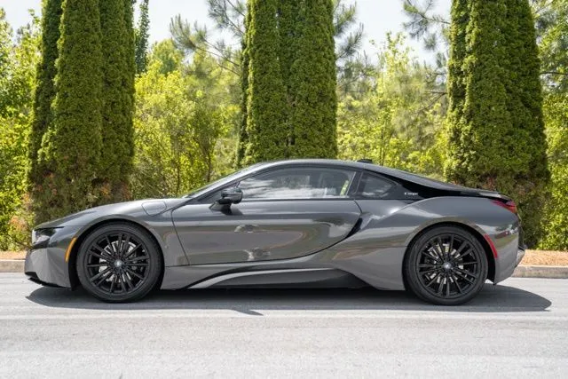 BMW i8 photo 10